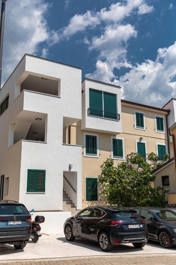 Apartmani Vigo Crikvenica Exterior foto